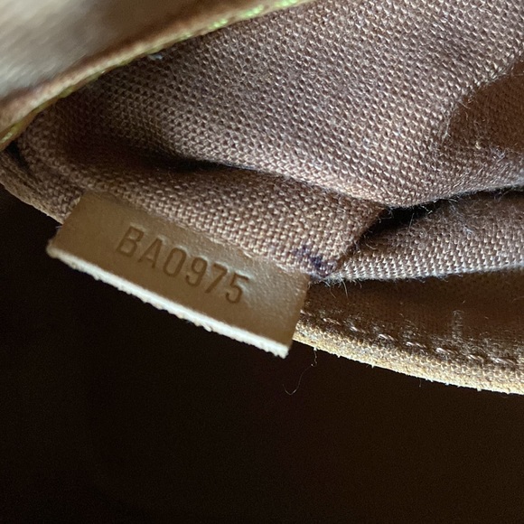 Louis Vuitton alma - Picture 11 of 16